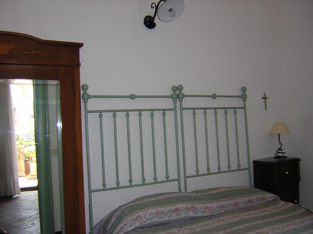 Villa Dei Leoni Santa Tecla Quarto foto